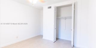 1961 NE 188th St Gallery 26