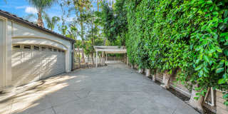 7735 Wilbur Ave Gallery 111