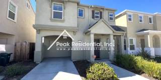 Newer 3bd/2.5 ba Home with 1 Car Garage in Gated Community Gallery 1