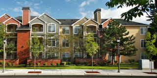 Chelsea Square Gallery 14