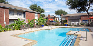 Crestbrook Apartments Gallery 3