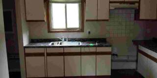 Three bedroom ranch with 2 car garage and large fenced in yard Gallery 1