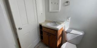 Four Bedroom Two Bath House - Great Location! Gallery 17