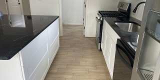 Room in 3 Bedroom Home at Southwest Dr Gallery 6
