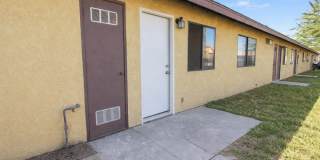 Recently Renovated, Single-Level 2-Bedroom Apartment with Small Fenced Yard. Recently Renovated, Single-Level 2-Bedroom Apartment with Small Fenced Yard. Gallery 12