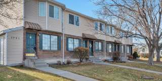 Awesome Rose Park Thouse in quiet community! Gallery 1