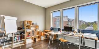 GREAT LOCATION!! Stunning 3BD/3.5BA luxury 4-level townhouse! Gallery 55