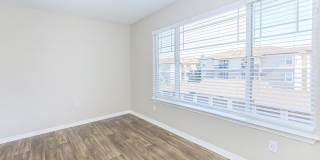 Creekside At Palmer Park Apartments Gallery 7