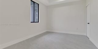 4501 SW 15th ST Gallery 19