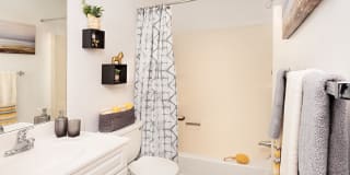 Village Green Apartments Village Green Apartments Gallery 7