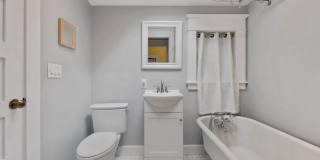 Bright 3 Bed | 2 Bath Home in Renton – 1,000 Sq Ft Gallery 26