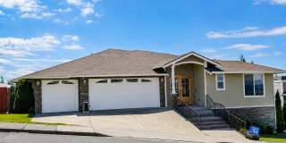 Whiskey Ridge View Home | 5 Bed + Bonus Living Space with Olympic Mountain Views Gallery 1