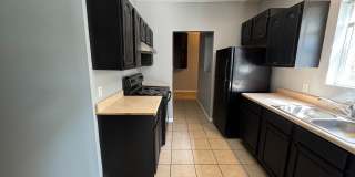 Near Eastside 3 Bedroom 2 Bath with Central air Gallery 14