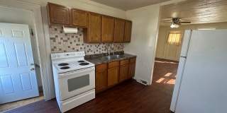 $950 - 2 Bed 1 Bath Home Gallery 8