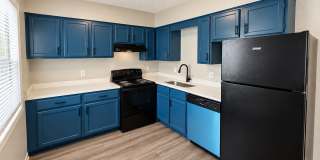 Spacious 3 Bedroom / 1.5 Bath Home – New Carpet & Great Amenities! Gallery 1