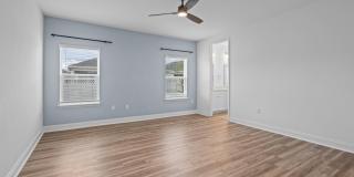 260 OAKLAWN Court Gallery 21