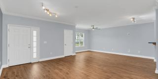 204 East South Street#1055 Gallery 7
