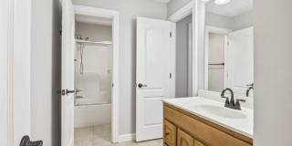 Arbor Mist Townhomes Gallery 48