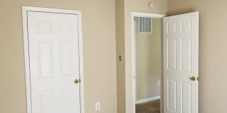 HOME IN PARK RIDGE!! Gallery 18