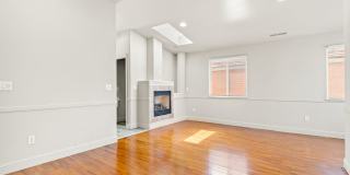 Grand 4-Bedroom San Leandro Home w/ Custom Upgrades Grand 4-Bedroom San Leandro Home w/ Custom Upgrades Gallery 29