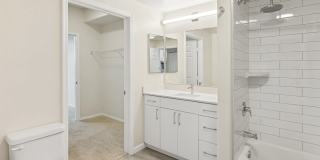 Archstone Fremont Center Gallery 20