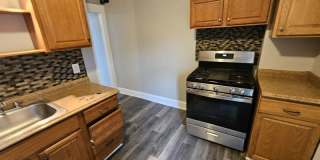 4213 Spokane Avenue - Right Gallery 8
