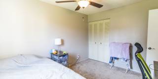 6 Bedroom 3.5 Bathroom Tri-Level Home In Tempe close to ASU Gallery 38