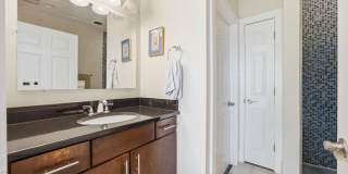 261 S Limestone Gallery 17