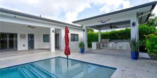 2521 SW 105th Ave Gallery 1
