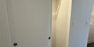 28 E Adams Gallery 9