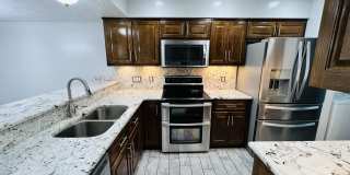 8623 N Lagoon Drive unit: B10 Gallery 1