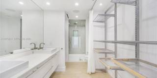 555 NE 52nd Ter Gallery 32