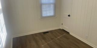 Renovated 2 Bedroom Home for Rent in Kingsport TN | Modern Kitchen Gallery 9