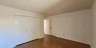 141 Peach Ter Gallery 1