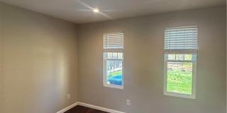 22 Newport Avenue Gallery 9