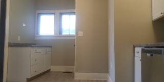 Lovely 2bd/1bth home with attached garage near Columbia Park and Zoo Gallery 17