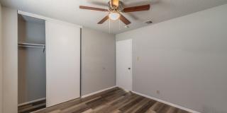 5011 thomas paine Gallery 22