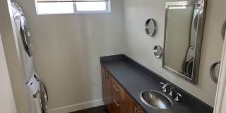 1726 7th St Gallery 6