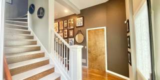 3BR/2.5BA INCOMPARABLE Views!!! Prime Corona Heights Residence! 2 car parking and laundry! PROGRESSIVE Gallery 4