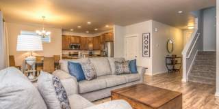 Spacious 3 Bedroom Home, Great Southeast Bend Neighborhood! Furnished Monthly Rental Gallery 7