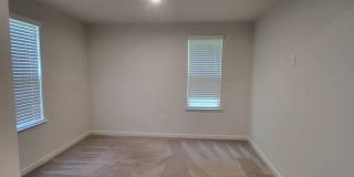 3BR/2.5BA End Unit Townhome Gallery 6