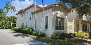 2413 NW 7th Street Gallery 1