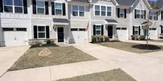 3 Bedroom Townhome in Troutman Gallery 1