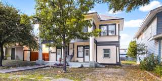 1025 W Craig Pl Gallery 1