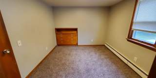 Charming 4-Bedroom Property in Prime Location Gallery 35