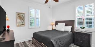 402 Parrot Lane Gallery 12
