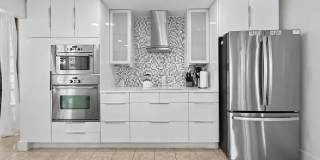 2124 Fisher Island Drive Gallery 32