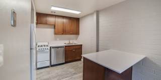 The Spot on 5th Gallery 38