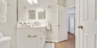 Registry at Windsor Parke Gallery 87