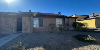 2 Bedroom Upstairs Condo with Bonus Room Near UNLV! Gallery 1